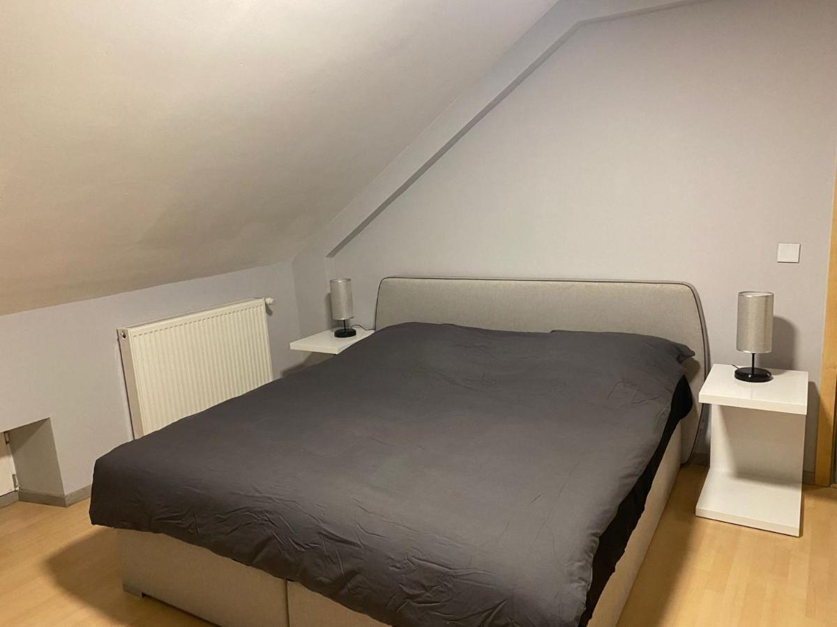 Cozy 120M² Apartment With 3 Bedrooms And 1 Home Cinema Useldange Exteriör bild